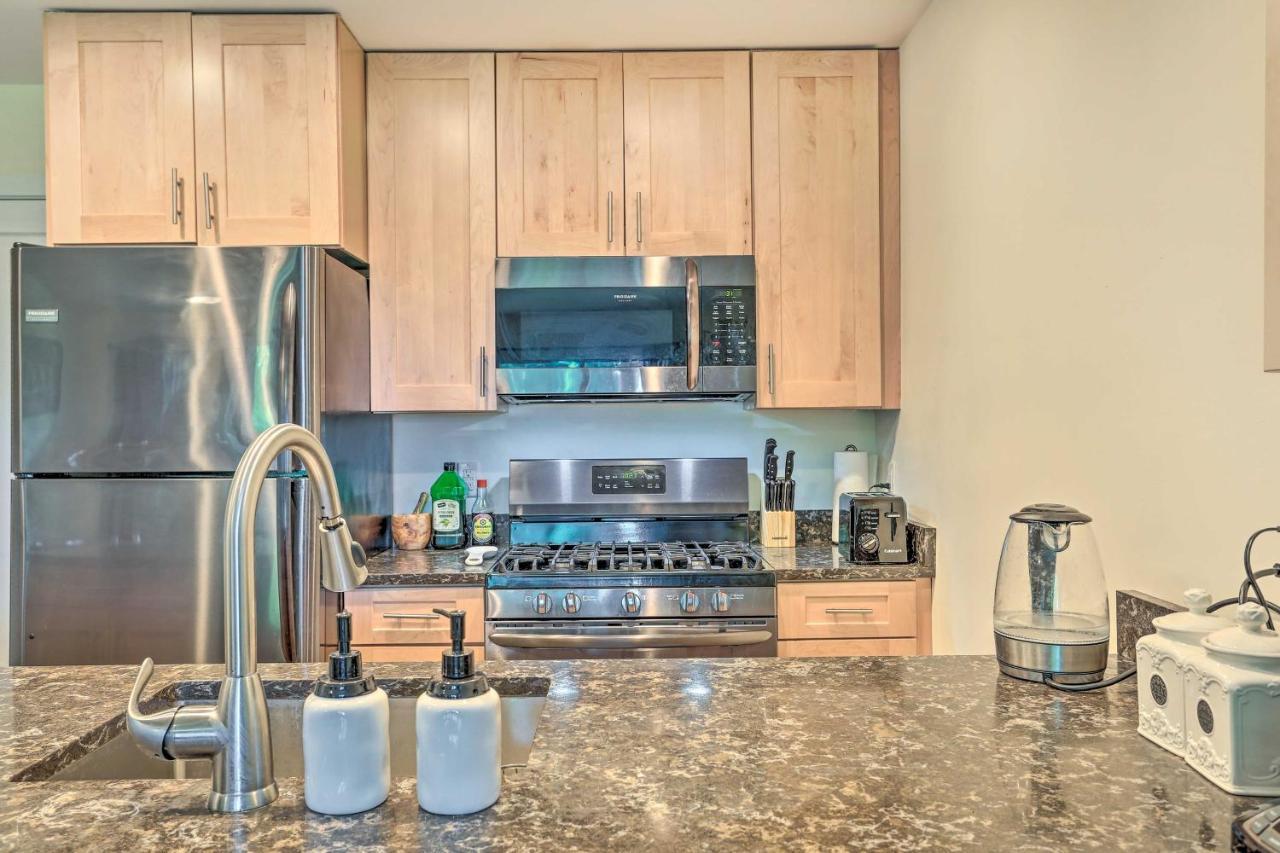 Sun-Lit Vernon Condo Less Than 2 Mi To Ski Resort! 외부 사진
